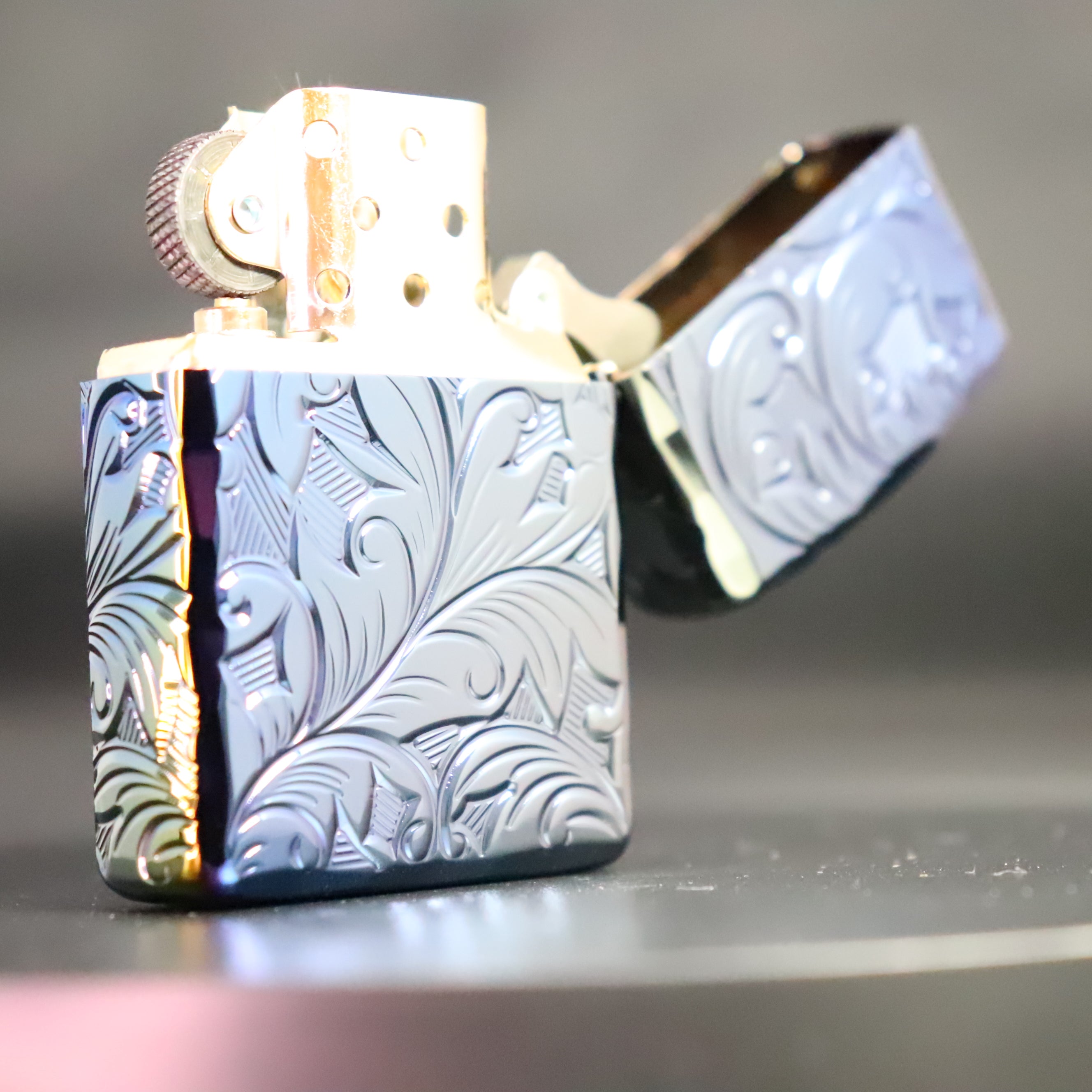 【廃番】Zippo アラベスク 5NC-LEAF 5 レインボー