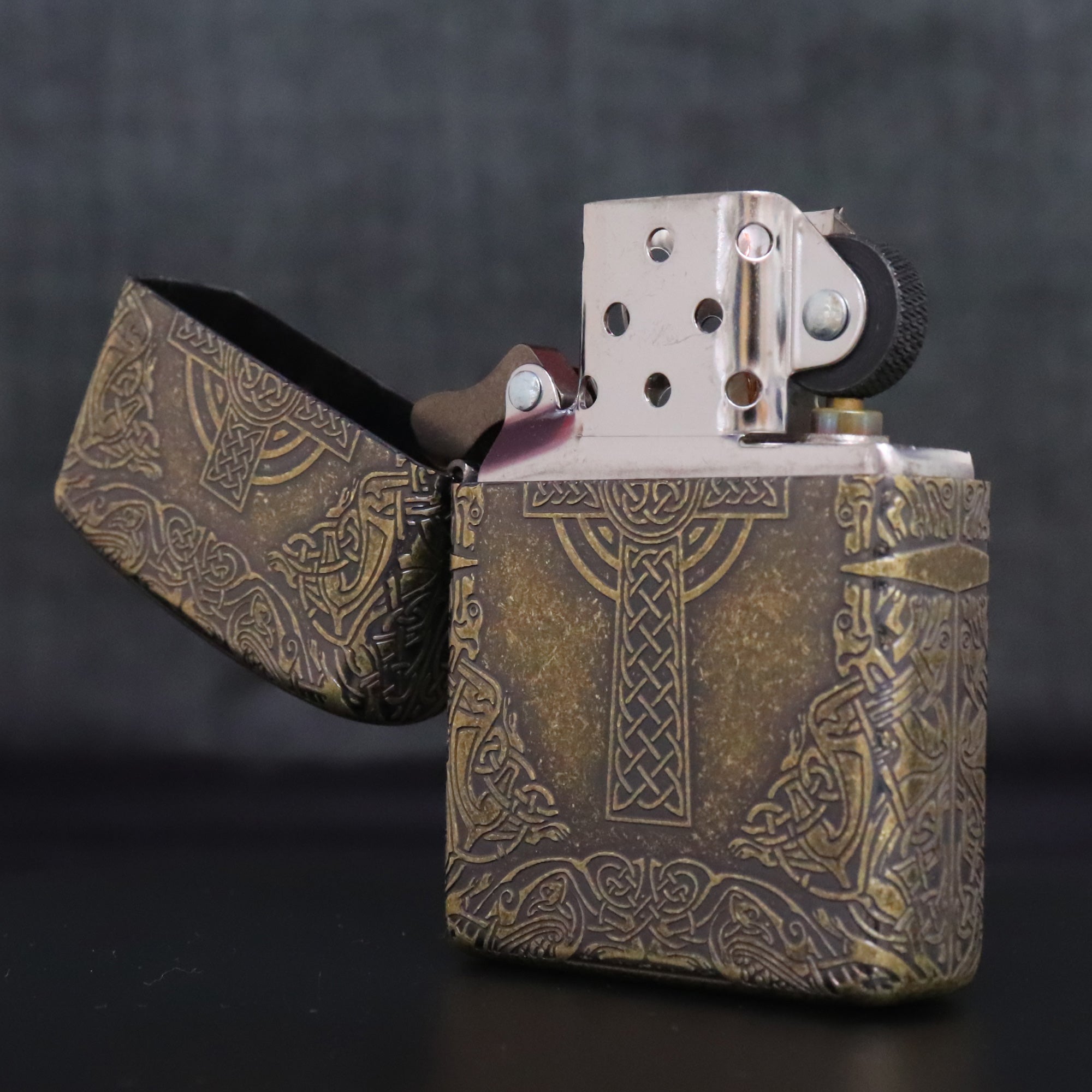 ZIPPO Armor Celtic Cross Celtic-CRS-BIB, Gold