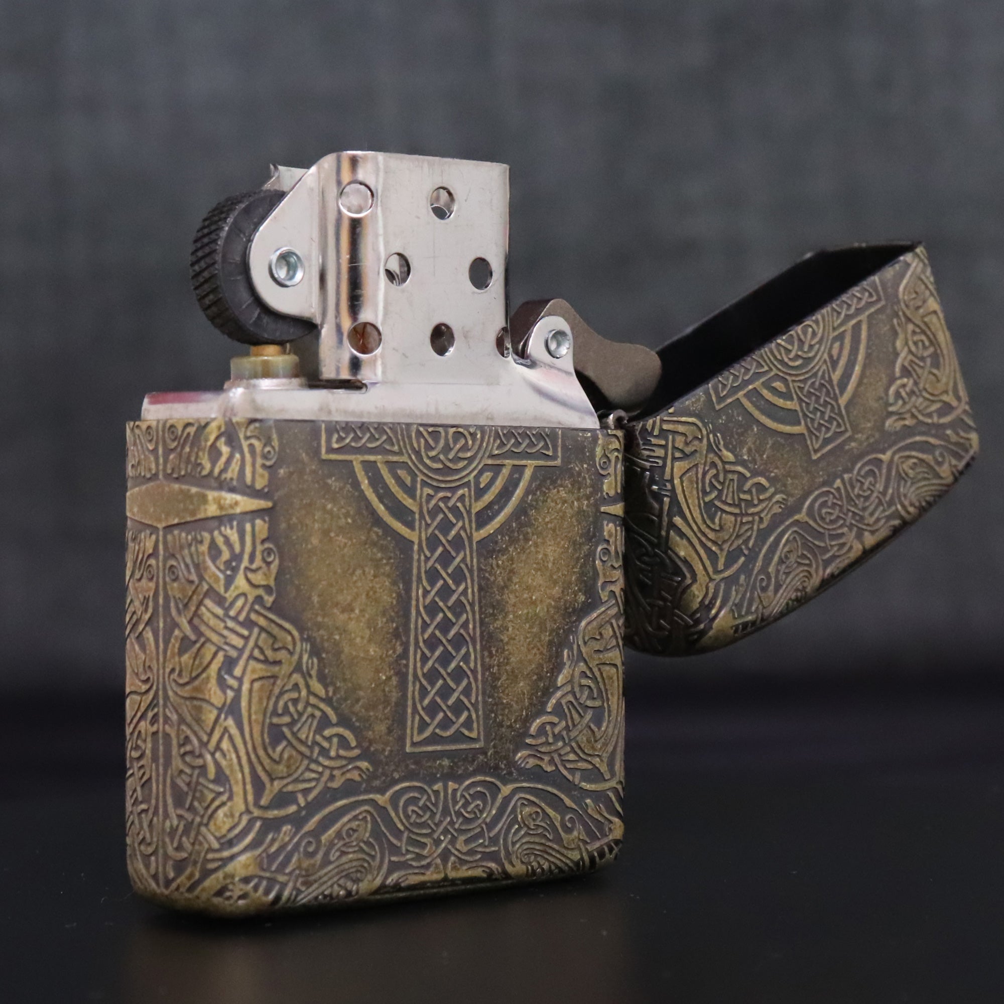 ZIPPO Armor Celtic Cross Celtic-CRS-BIB, Gold