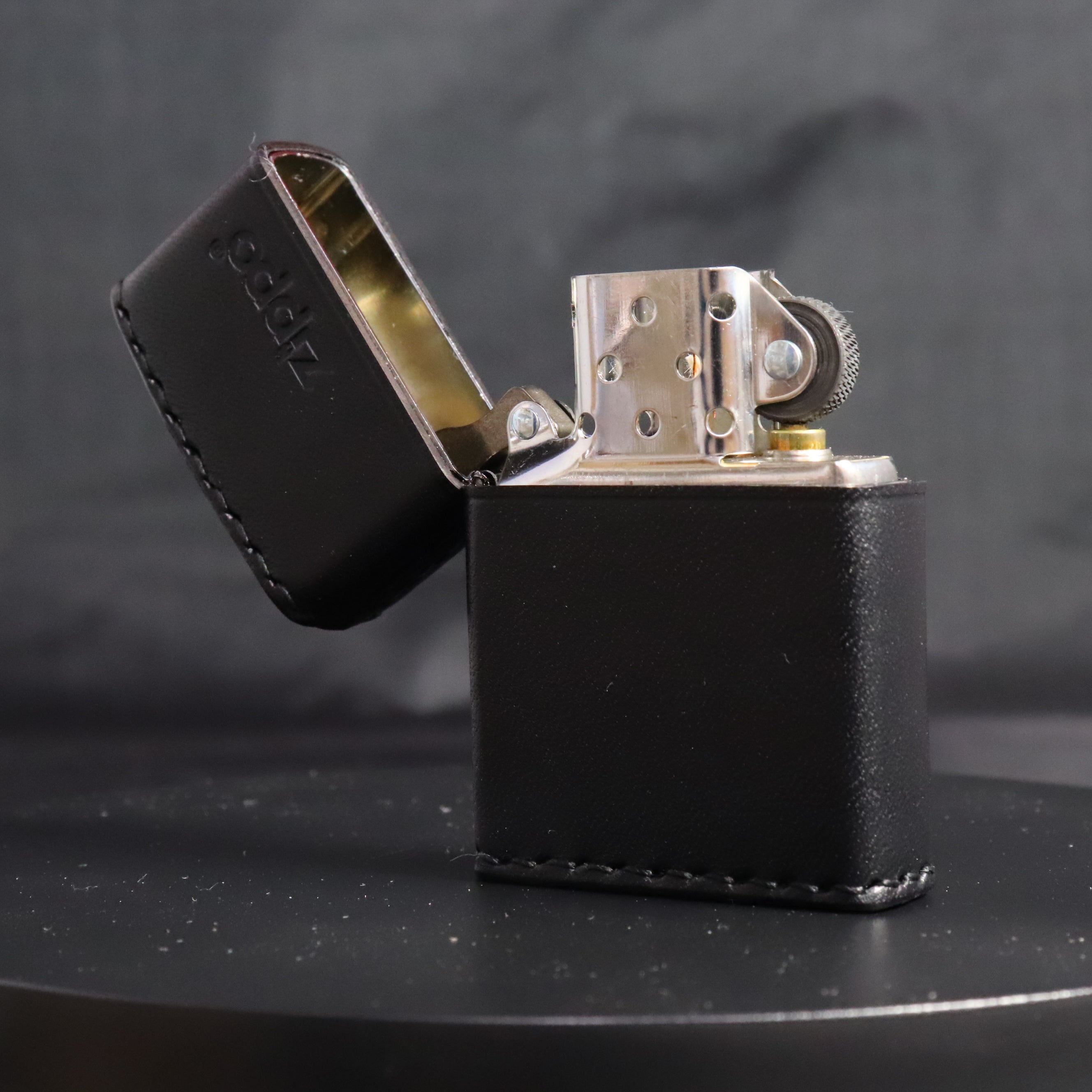 Zippo Leather B-5